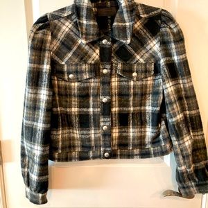 BLANK NYC Flannel jean style jacket!